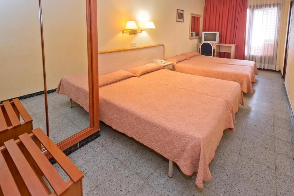 Hotel Vila de Calella фото 2