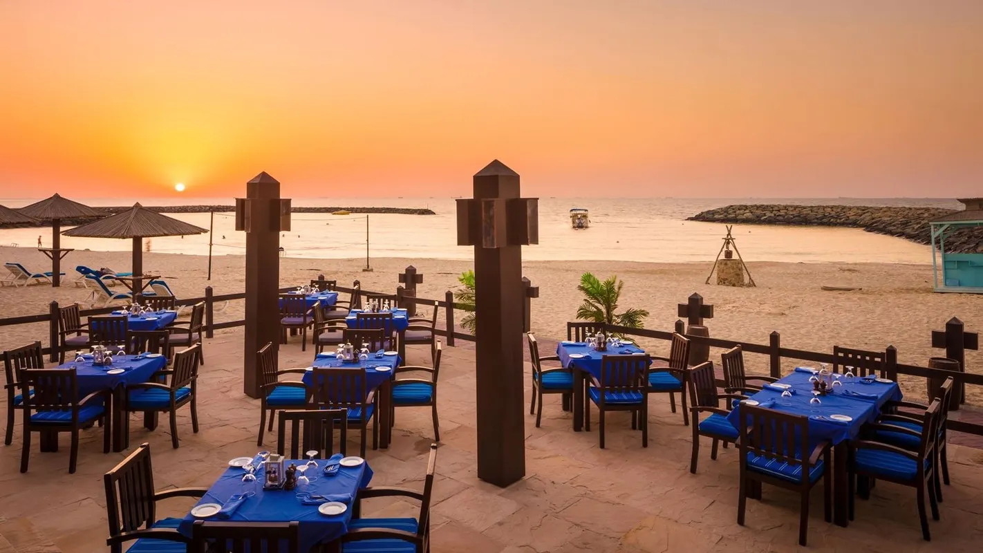 Coral Beach Resort Sharjah фото 14