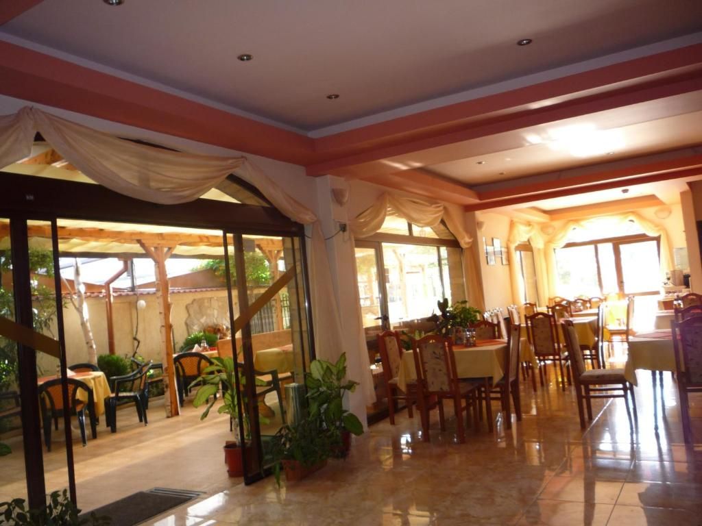 Family Hotel Breza фото 4