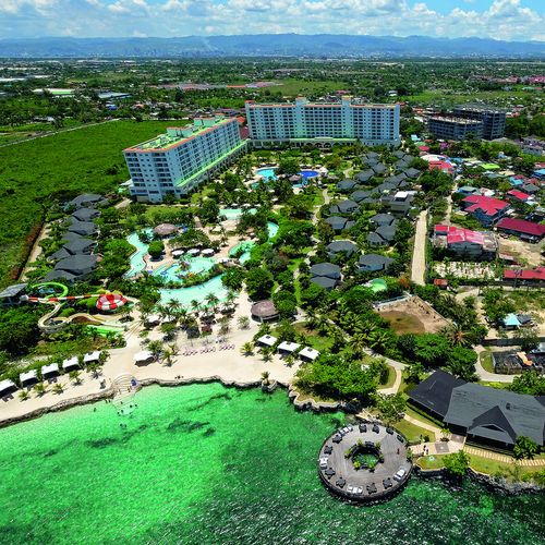 Jpark Island Resort & Waterpark Cebu - Multiple Use Hotel фото 0