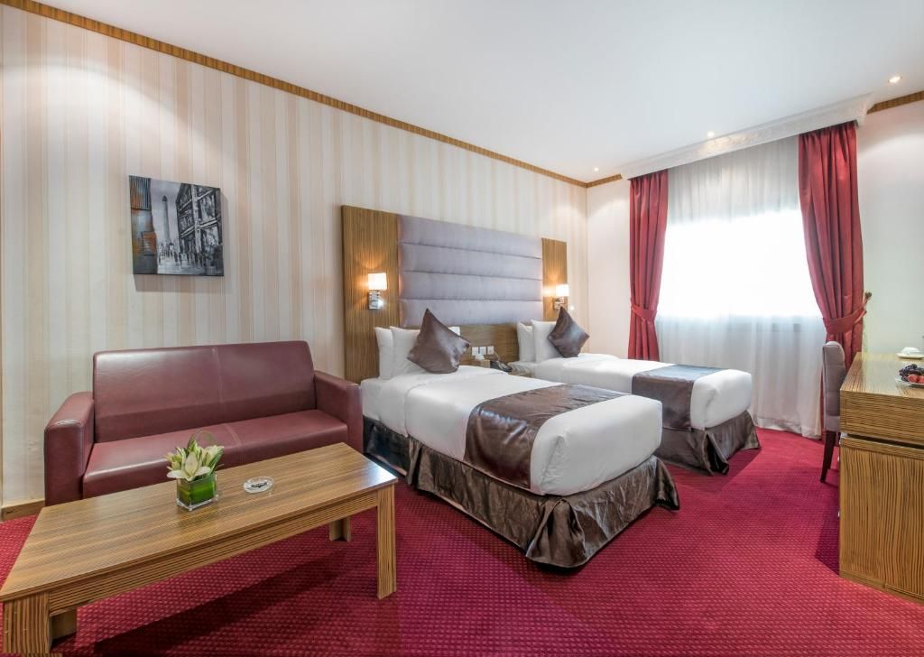 Royal Tulip Hotel фото 10