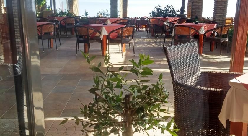 Hotel Castella Beach фото 20