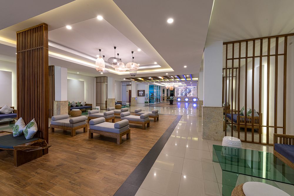 Blue Beach Grand Resort & Spa фото 19