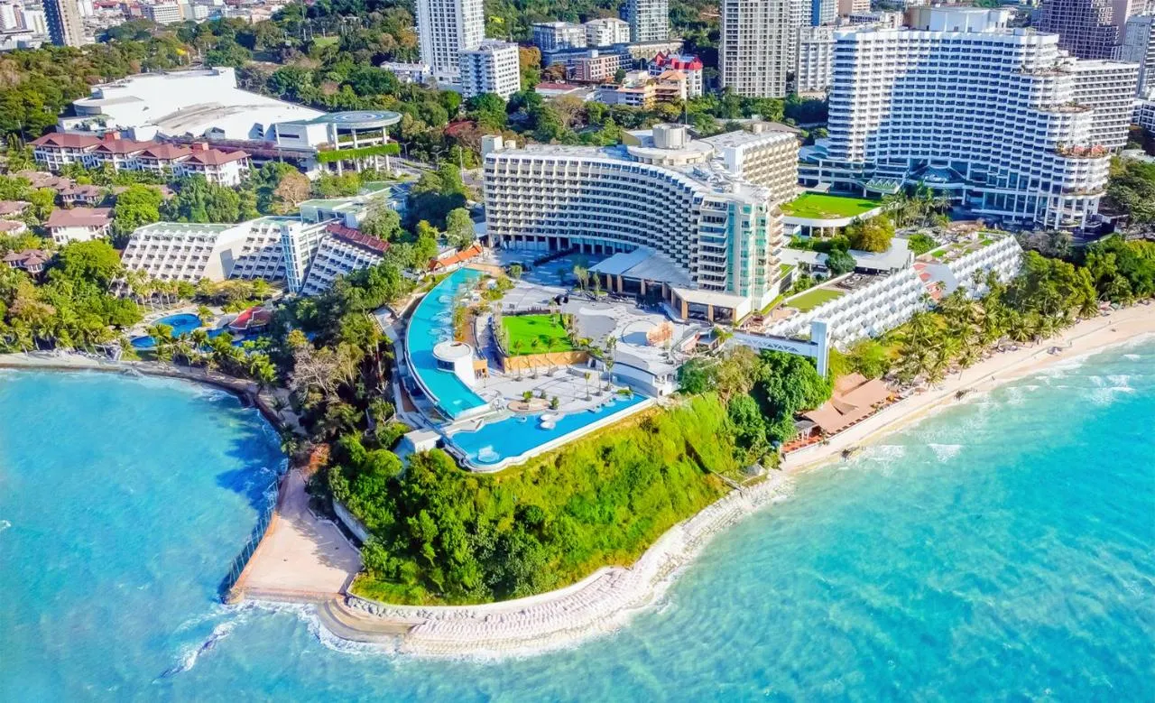 Royal Cliff Beach Hotel фото 2