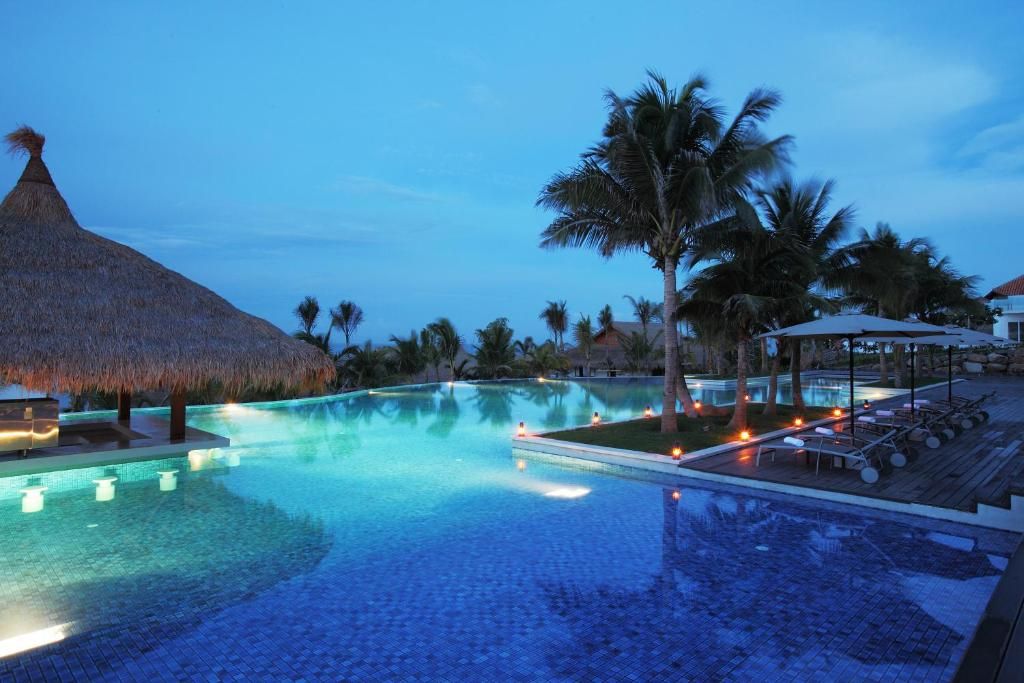 The Cliff Resort and Residence фото 148
