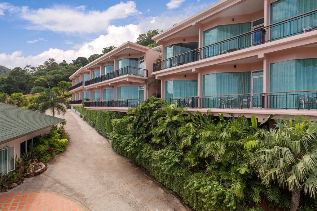 The View Rawada Phuket фото 31