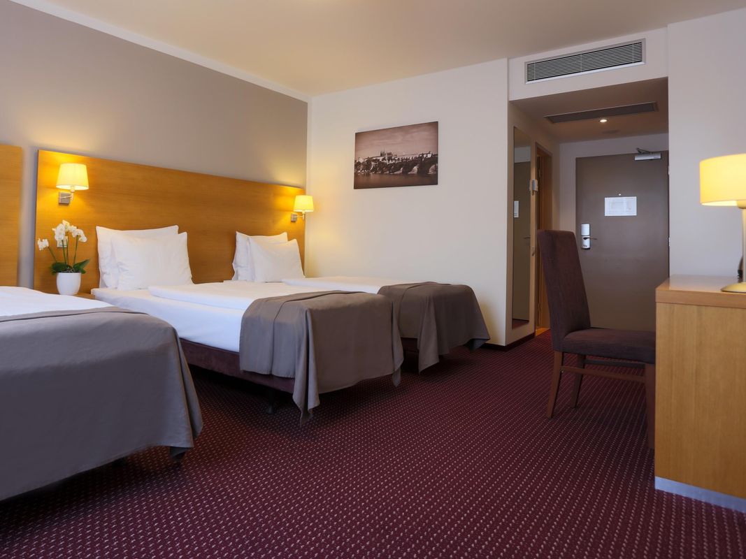 Jurys Inn Prague фото 3
