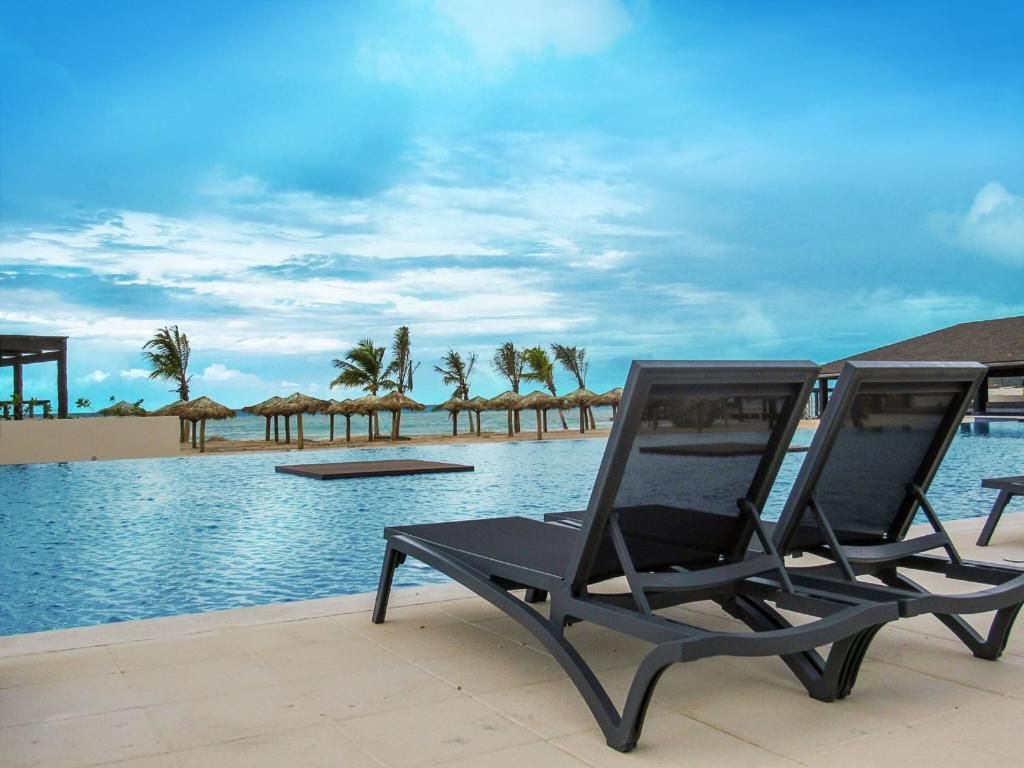 Royalton Blue Waters Montego Bay, An Autograph Collection All- Inclusive Resort фото 26