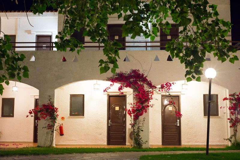Golden Coast Hotel & Bungalows фото 22