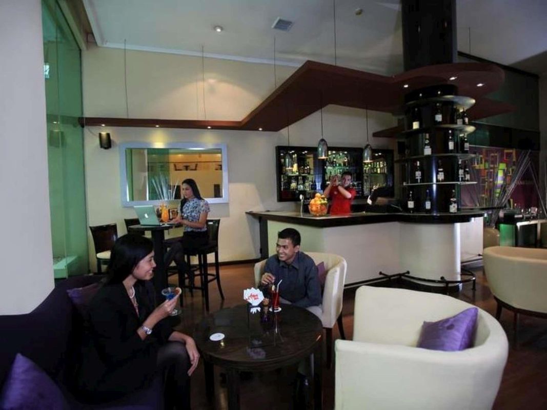 Ibis Jakarta Tamarin Hotel фото 13
