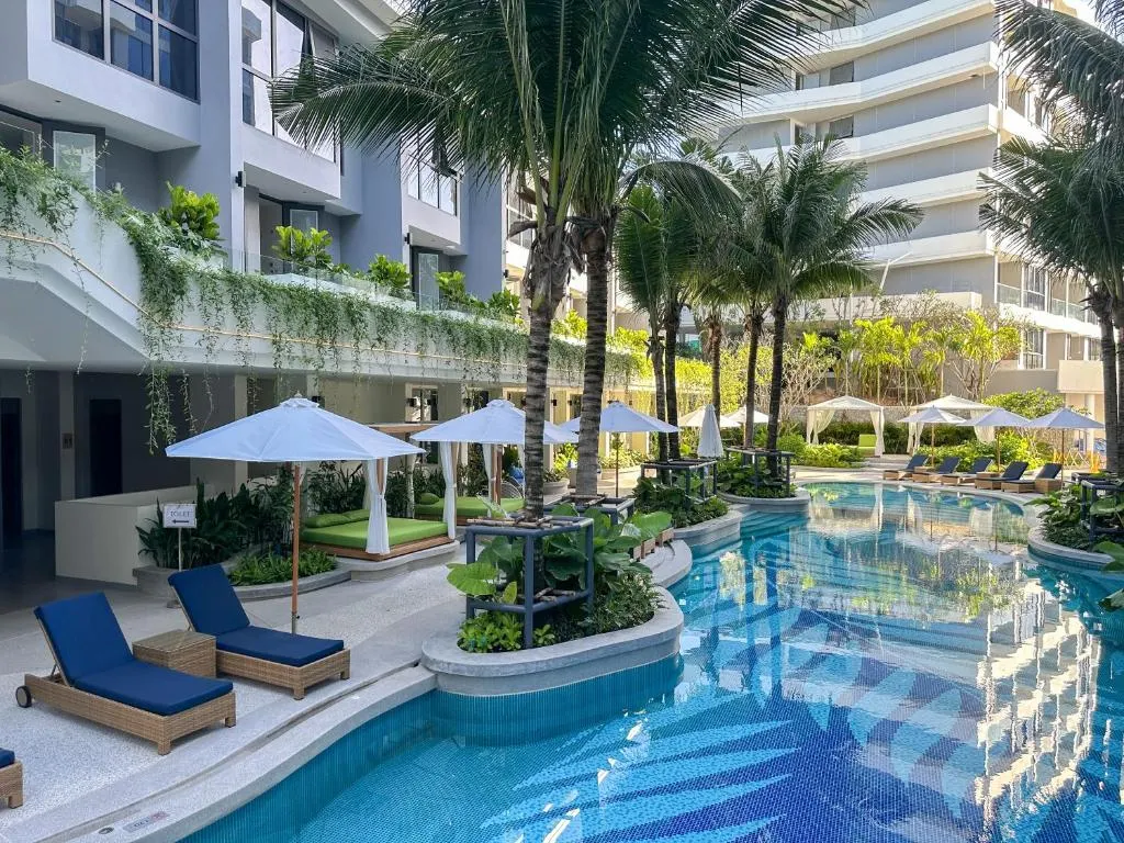 La Green Hotel & Residence фото 35