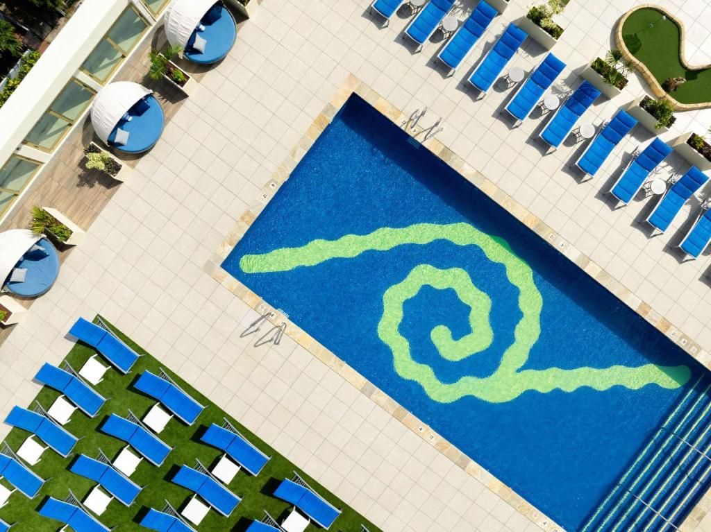 Hilton Waikiki Beach Hotel фото 33