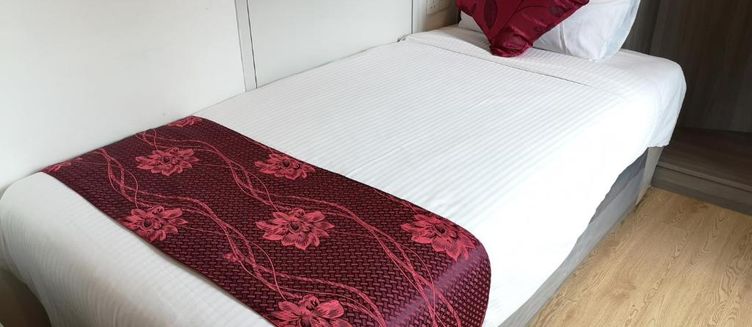 Фото отеля Signature International Hotel China Town