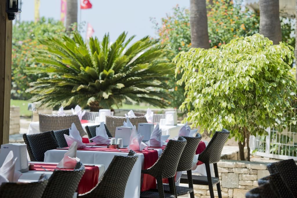 Trendy Side Beach Hotel фото 22