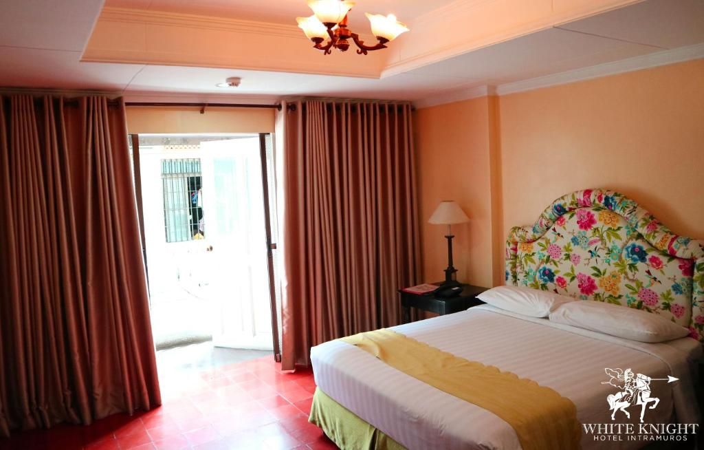 White Knight Hotel Intramuros фото 65