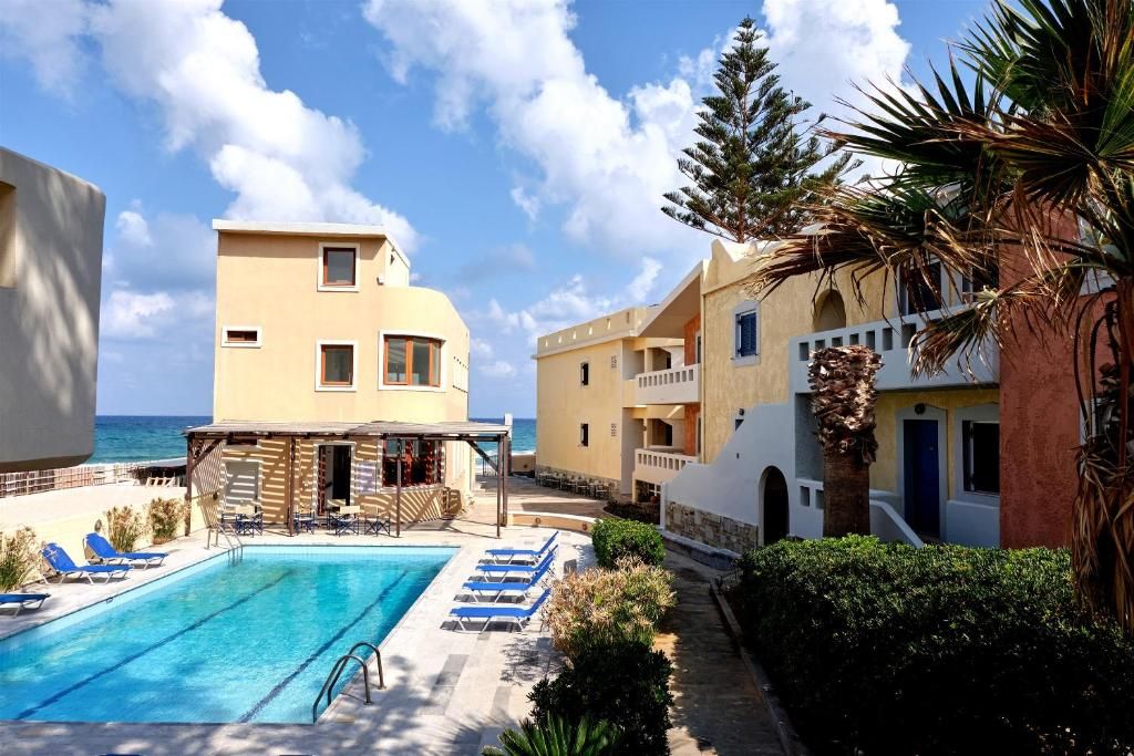 Niros Beach Apartments фото 8