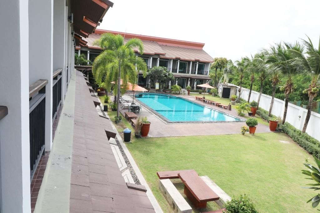 OYO 256 P' Private Resort Cha Am фото 3