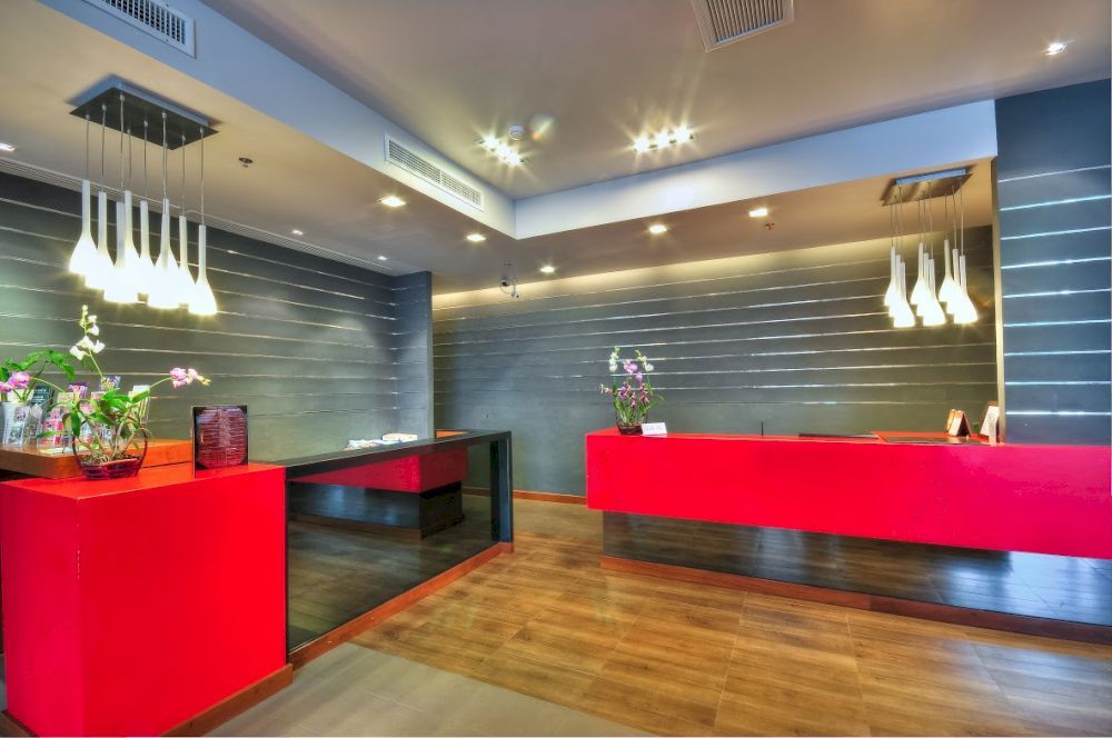 The Ashlee Heights Patong Hotel & Suites фото 58