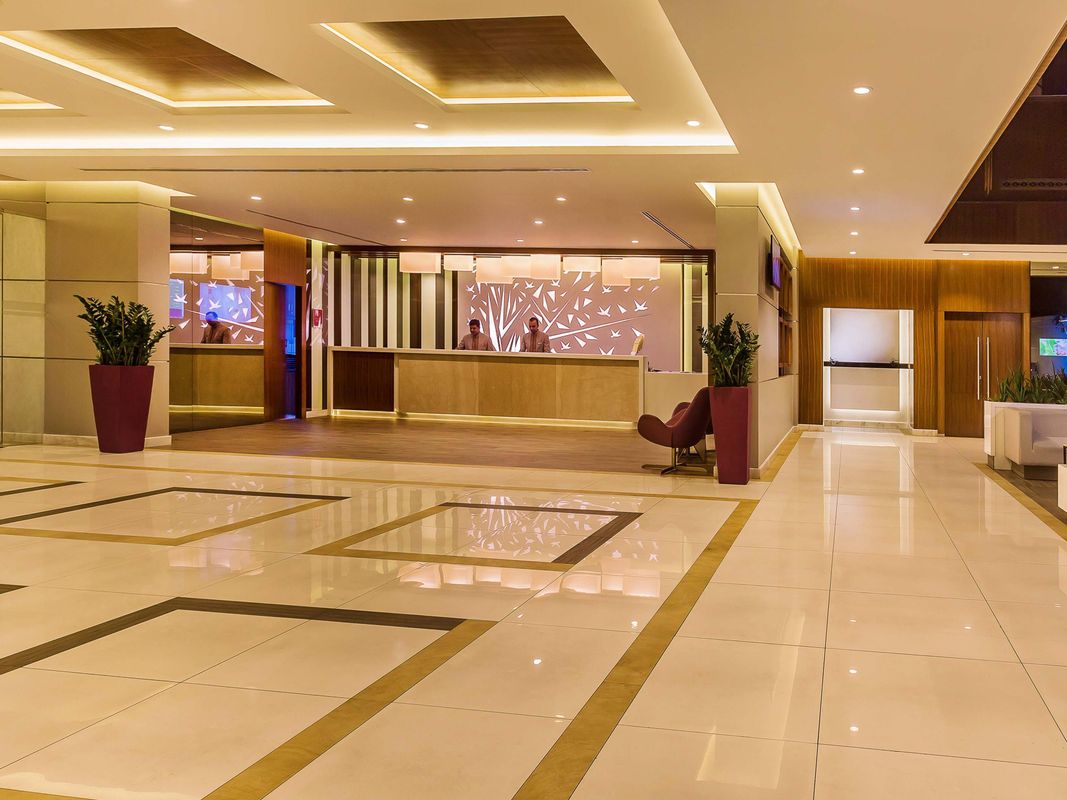 Howard Johnson Plaza by Wyndham Dubai Deira фото 4
