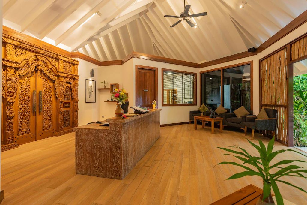 Dhigufaru Island Resort фото 16