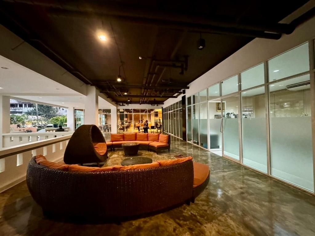 Crown Pattaya Beach Hotel фото 46