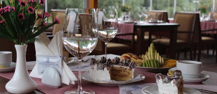 Фото отеля Grand Hotel Europe Baku