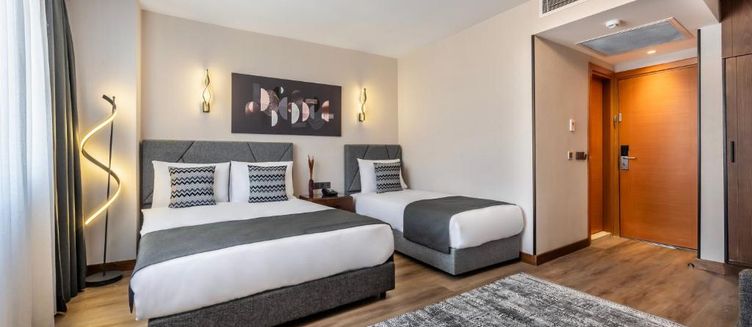 Фото отеля Hotel Bristol