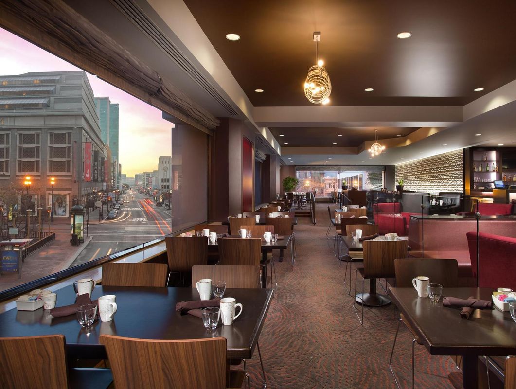 Parc 55 San Francisco, a Hilton Hotel фото 20