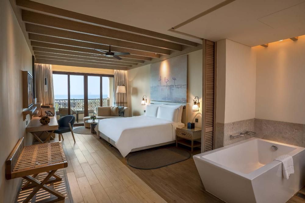 Saadiyat Rotana Resort and Villas фото 101