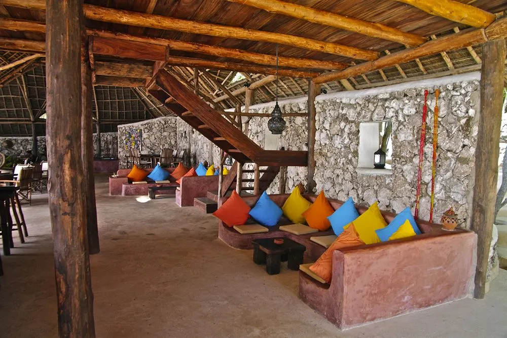 Sunshine Marine Lodge фото 1