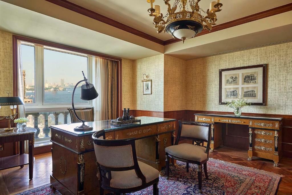 Four Seasons Hotel Cairo at The First Residence фото 30