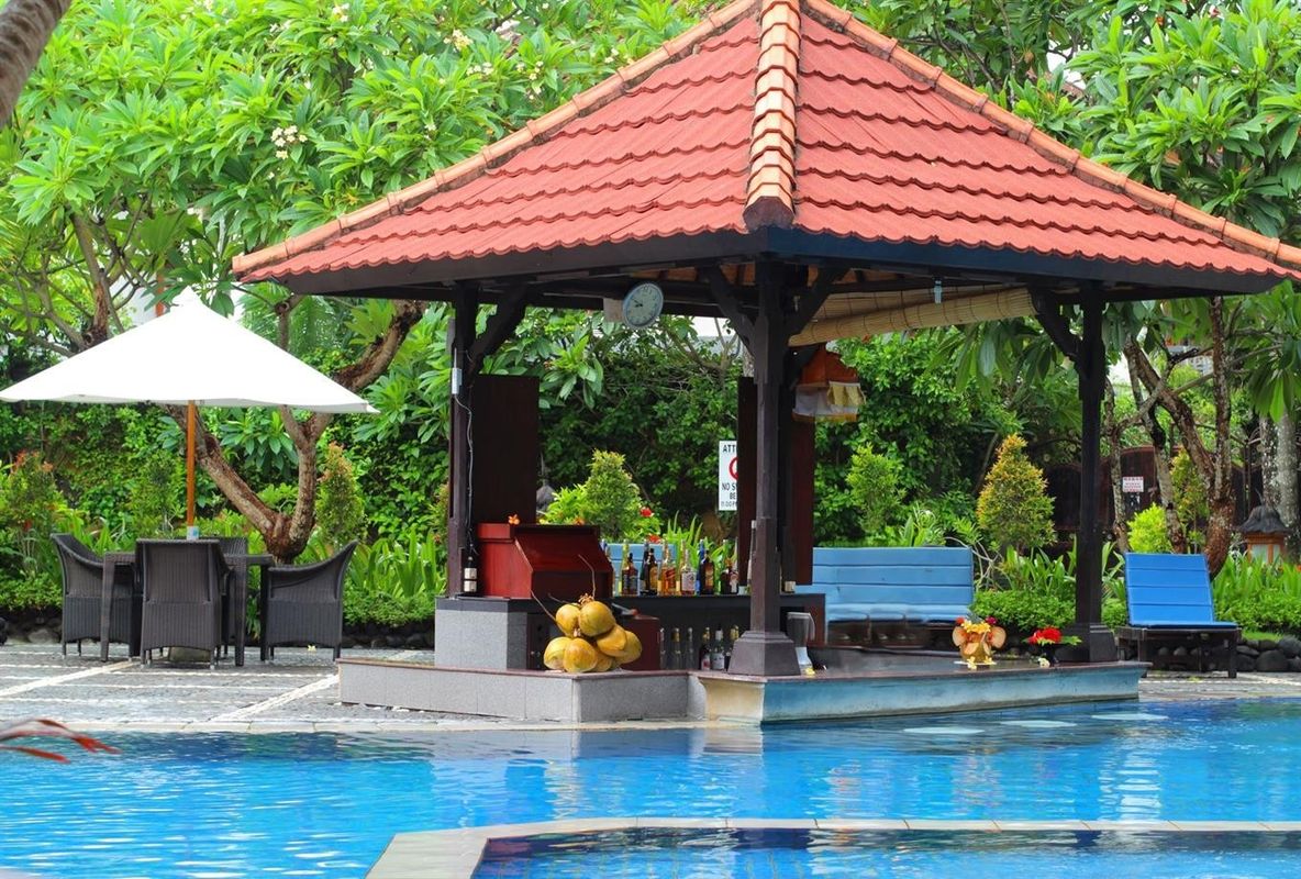 Adi Dharma Hotel Kuta фото 13