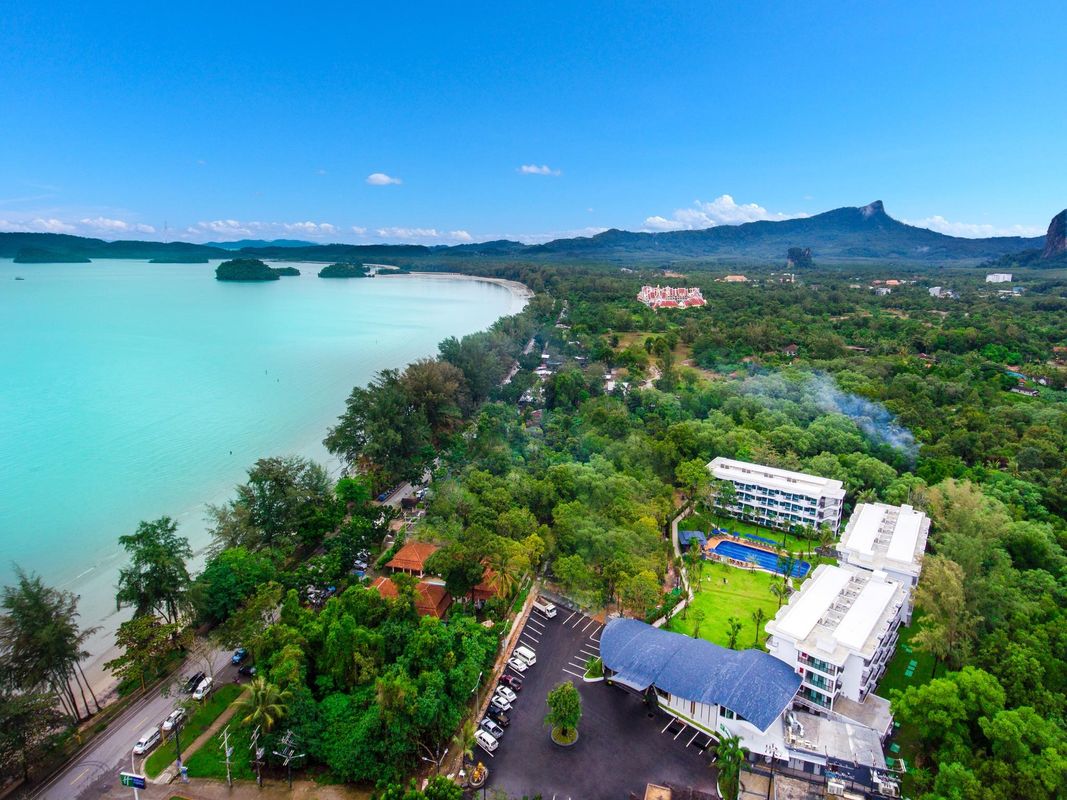 Holiday Style Ao Nang Beach Resort фото 11