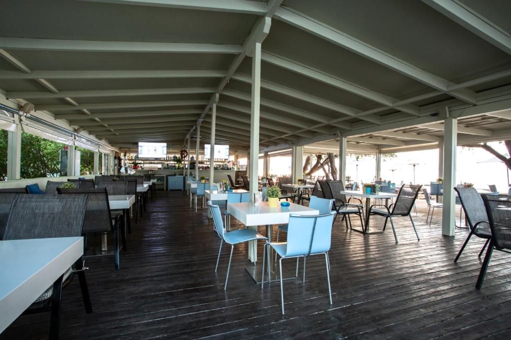 Eviana Beach фото 11