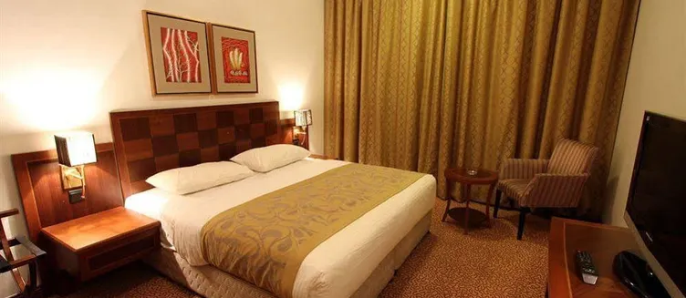 Фото отеля Golden 5 Topaz Suites Hotel