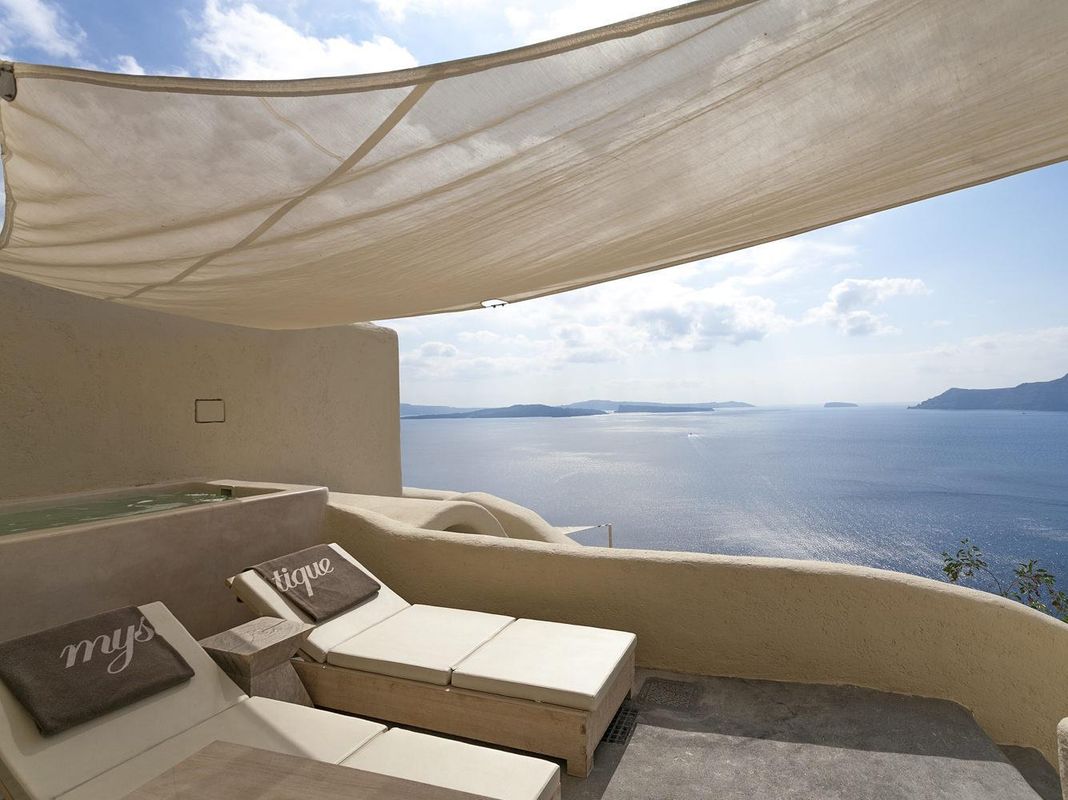 Mystique, a Luxury Collection Hotel, Santorini фото 3