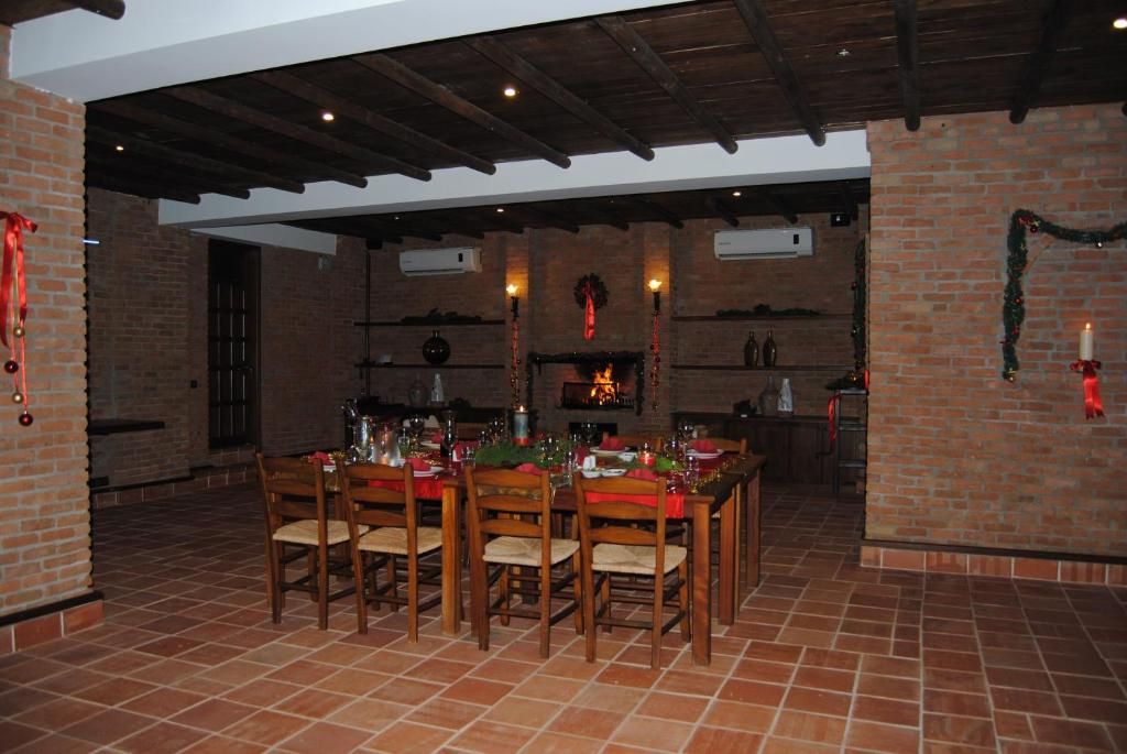 El Vino Hotel & Suites фото 53