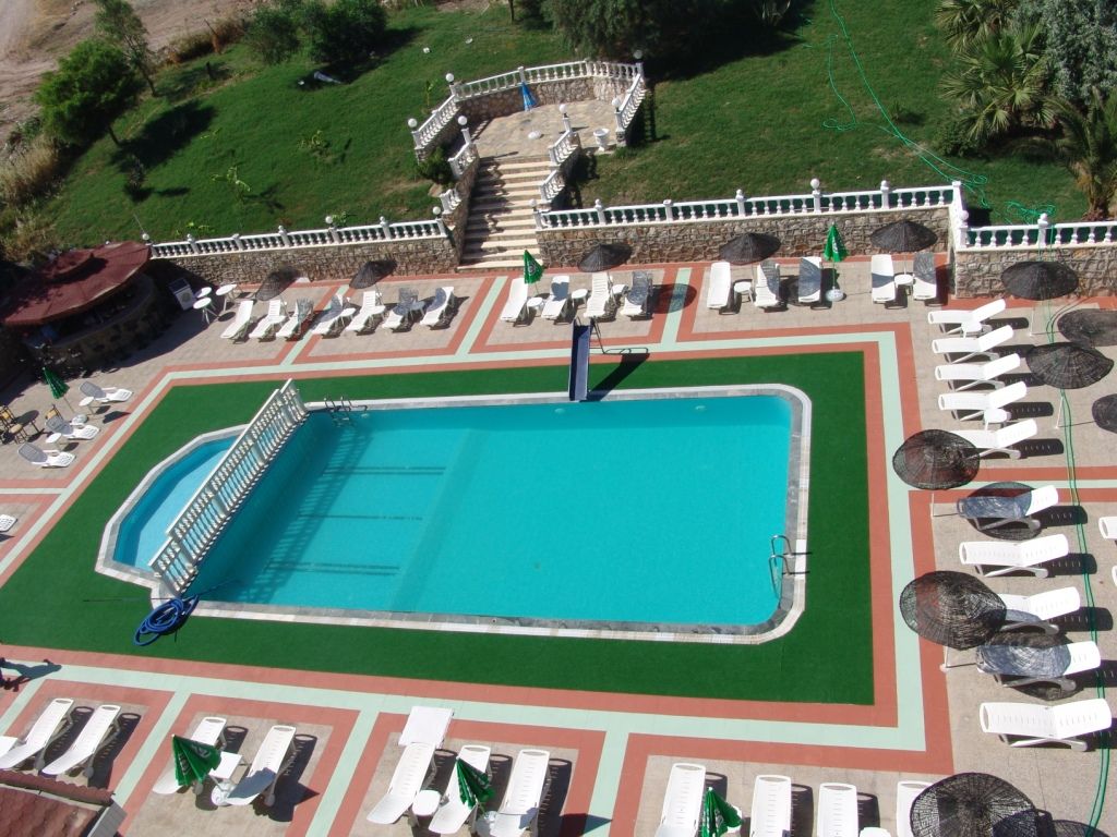 Temple Beach Hotel фото 2
