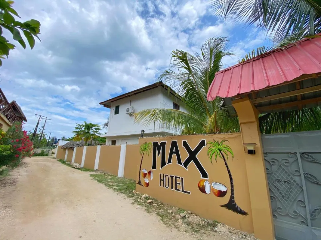 Max Hotel Nungwi фото 2