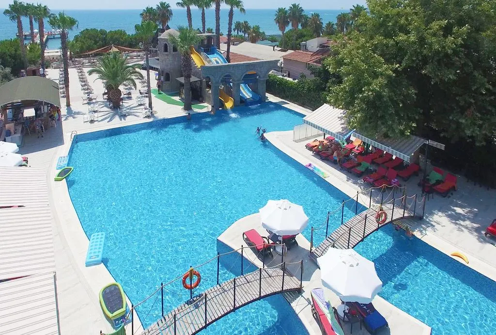 Thalia Beach Resort Hotel фото 2