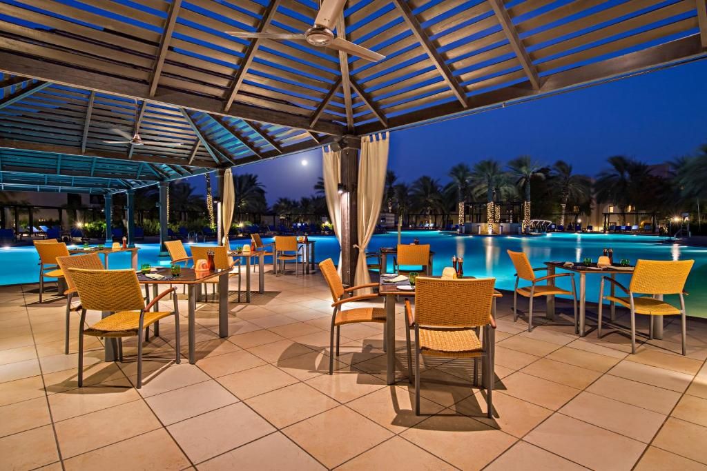 Miramar Al Aqah Beach Resort фото 38