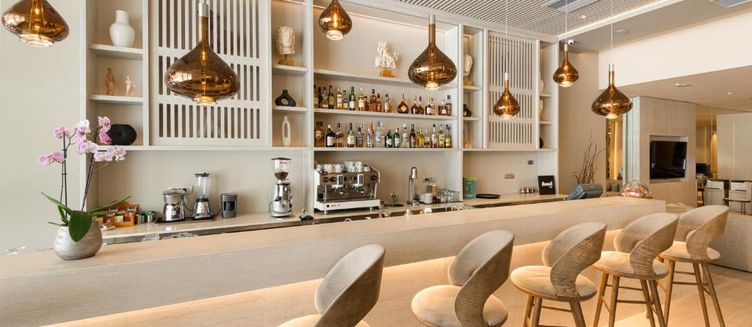 Фото отеля Holiday Inn Thessaloniki