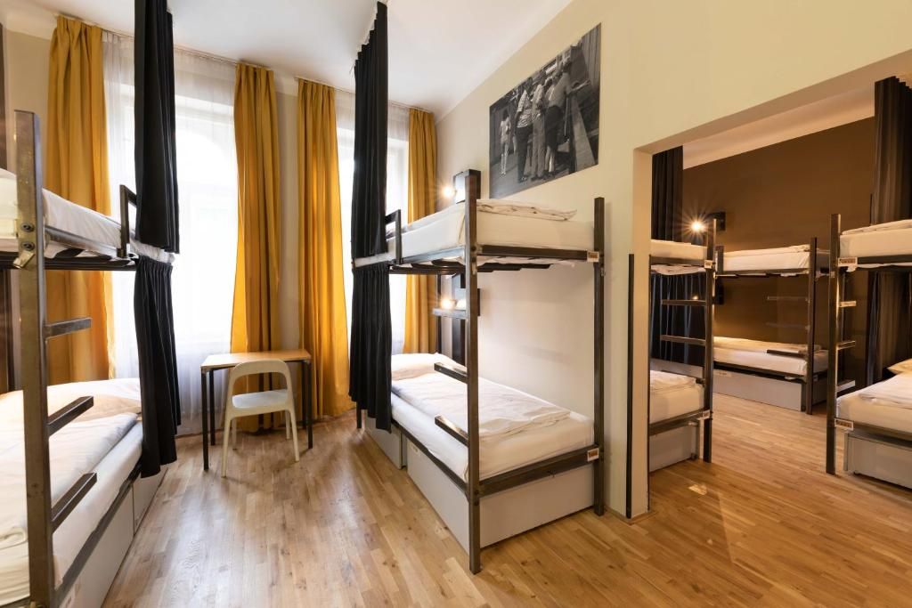Хостел «Czech Inn» фото 11