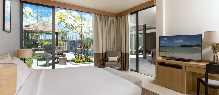 Фото отеля CasaBay Luxury Pool Villas
