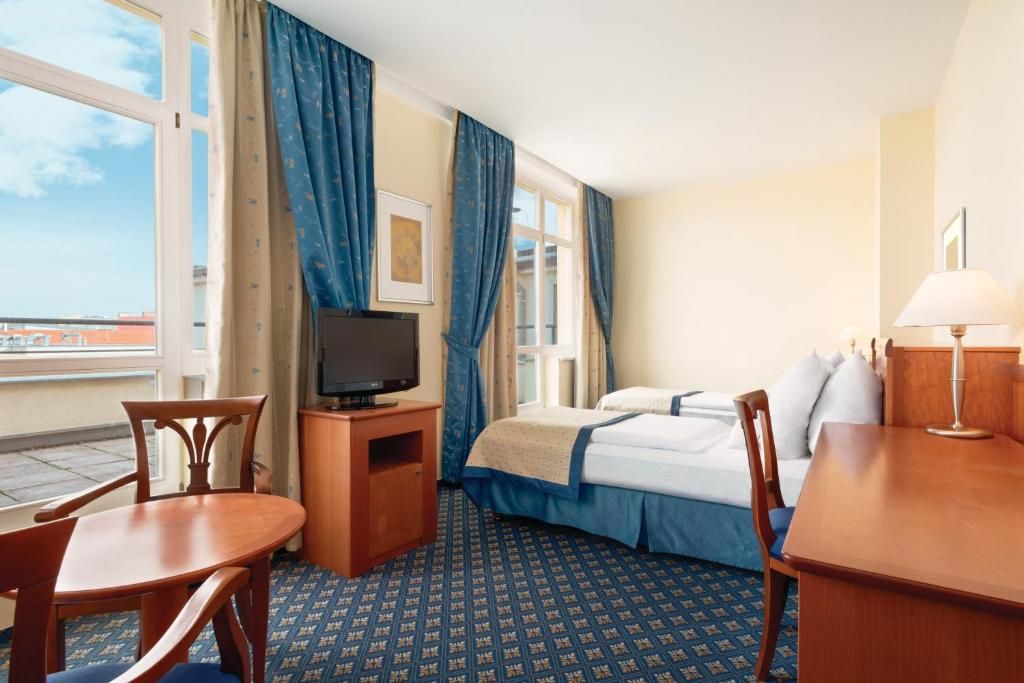 Hotel Ramada Prague City Centre фото 93