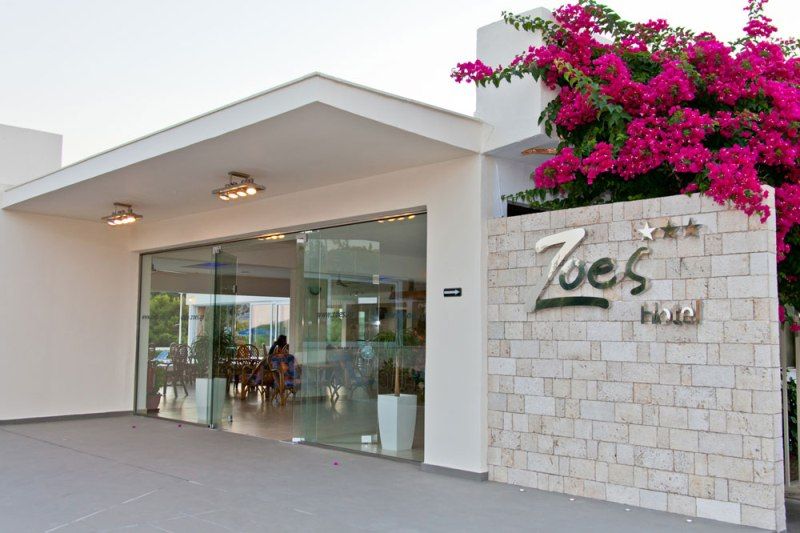 Zoes Hotel - Studios фото 36