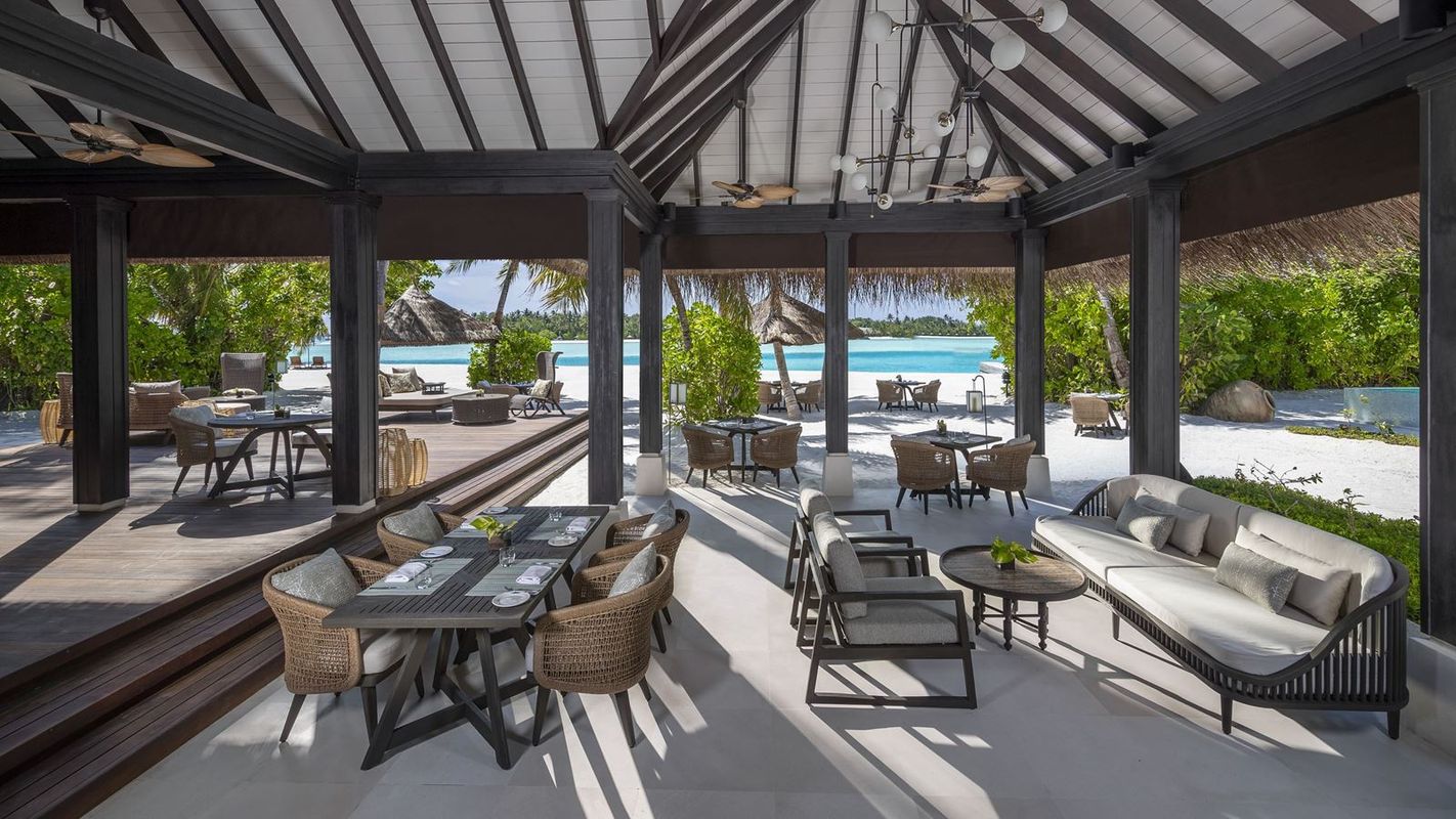 Naladhu Private Island Maldives фото 14