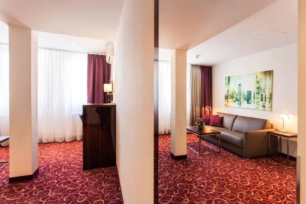 Favored Hotel Domicil фото 28