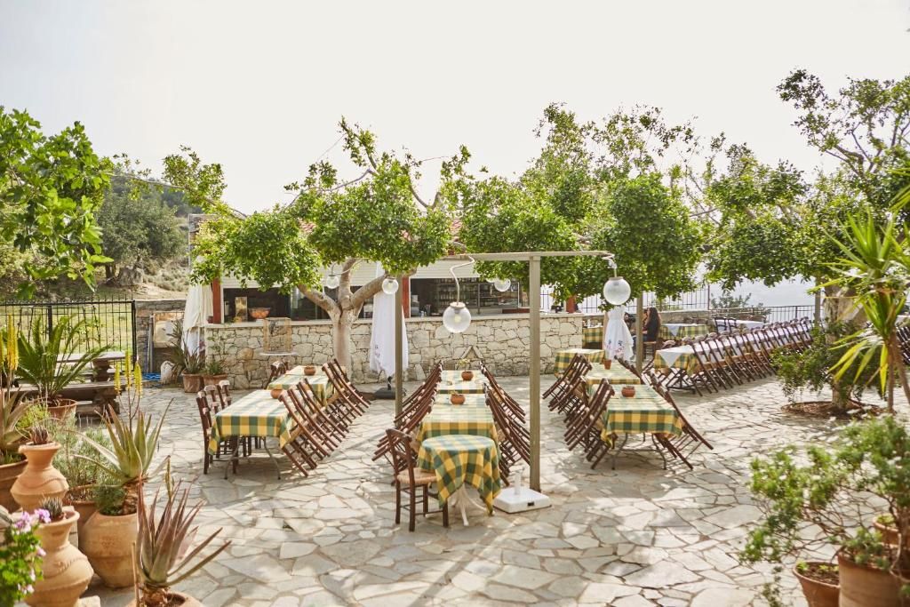 Arolithos Traditional Cretan Village фото 22