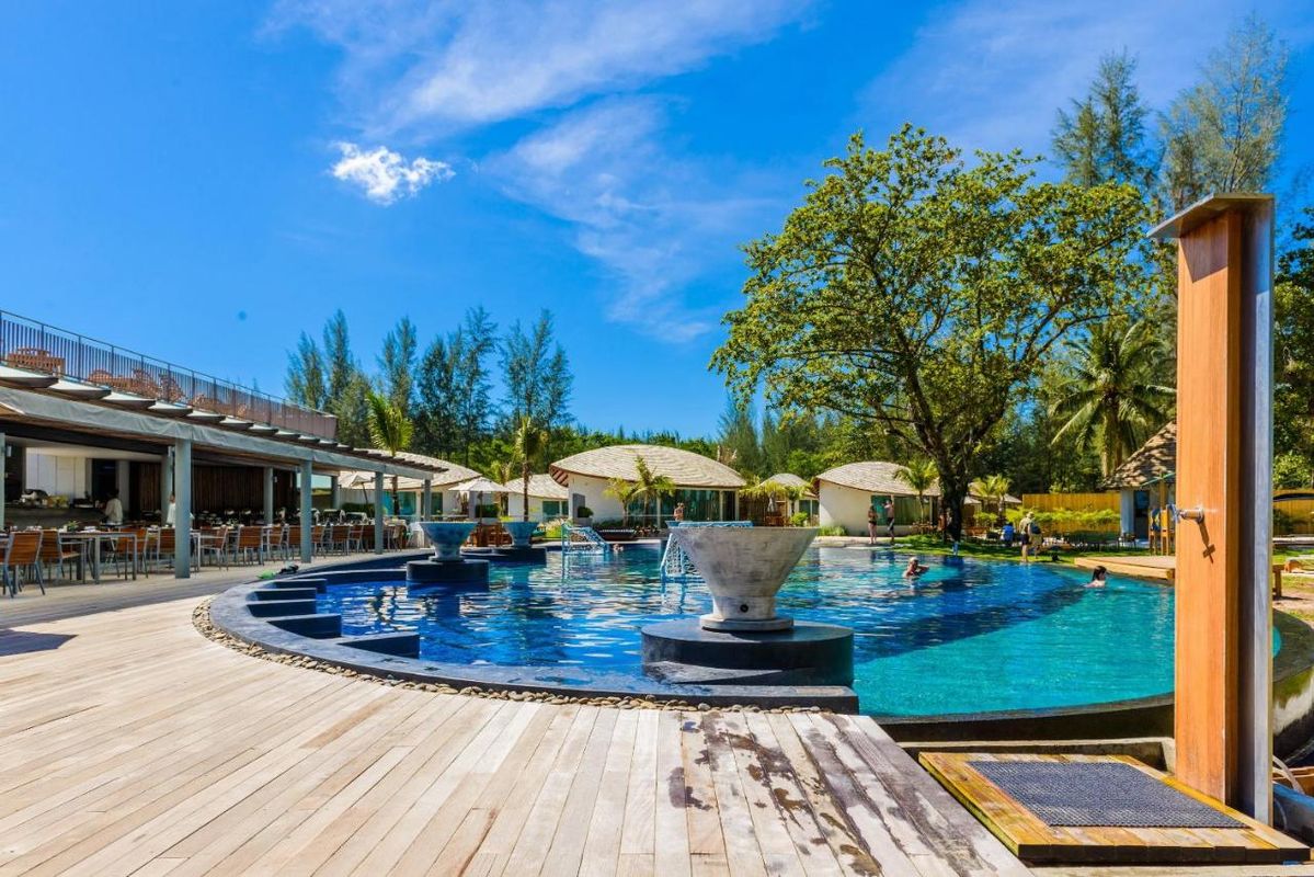 Mai Khao Lak Beach Resort & Spa фото 8